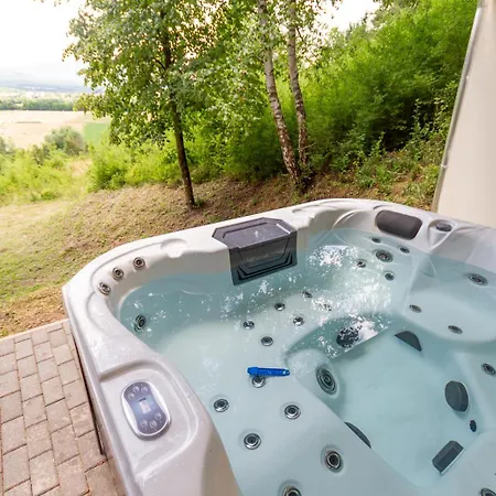 Hilltop Wellness Haven W Ac & Jacuzzi By Nw Lägenhet *
