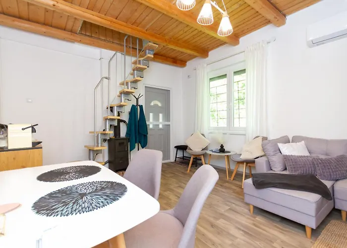 Hilltop Wellness Haven W Ac & Jacuzzi By Nw *
