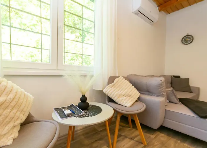 Hilltop Wellness Haven W Ac & Jacuzzi By Nw